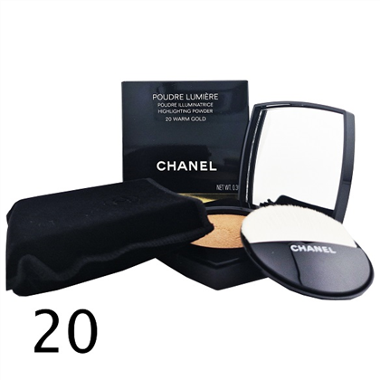 CHANEL Poudre Lumiere комп. мерц. пудра-хайлайтер 20 Warm Gold